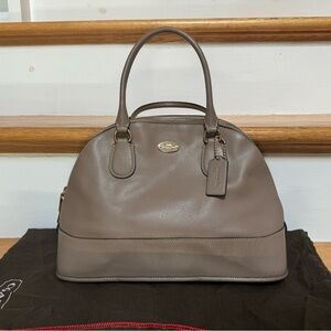 Taupe/Nude Authentic Vintage Coach Hand Bag with Shoulder Strap and Bag Cover